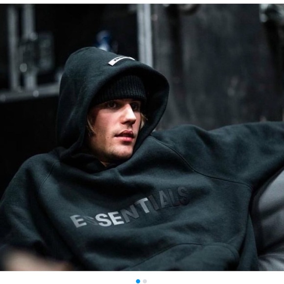 FEAR OF GOD | ESSENTIALS PULLOVER OVERSIZED FRONT-LOGO FLEECE HOODIE UNISEX - Picture 8 of 11